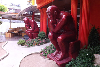 店頭のオブジェ